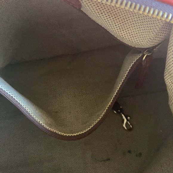 COPY - Dooney and Bourke purse - Picture 10 of 11